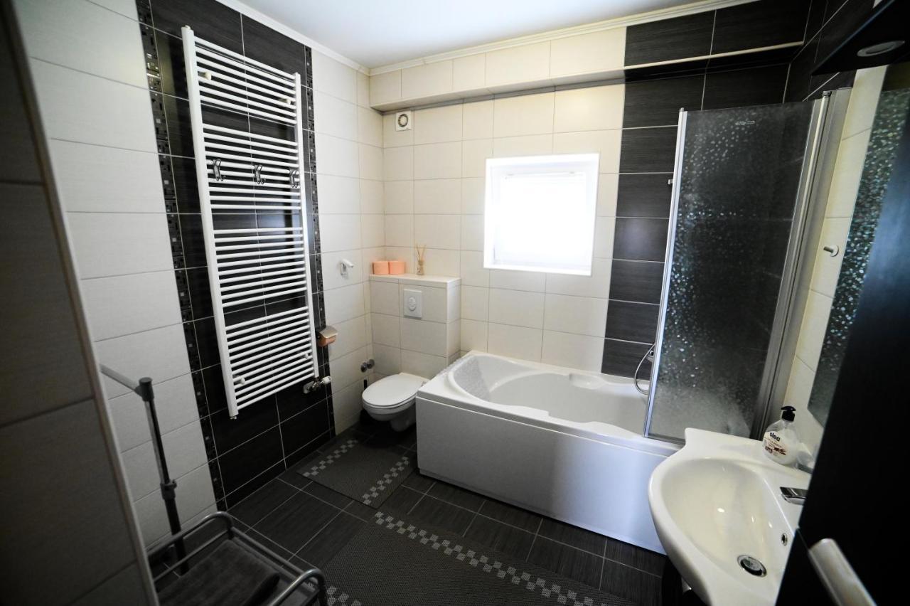 Apartman Ema Velika Gorica Exterior foto