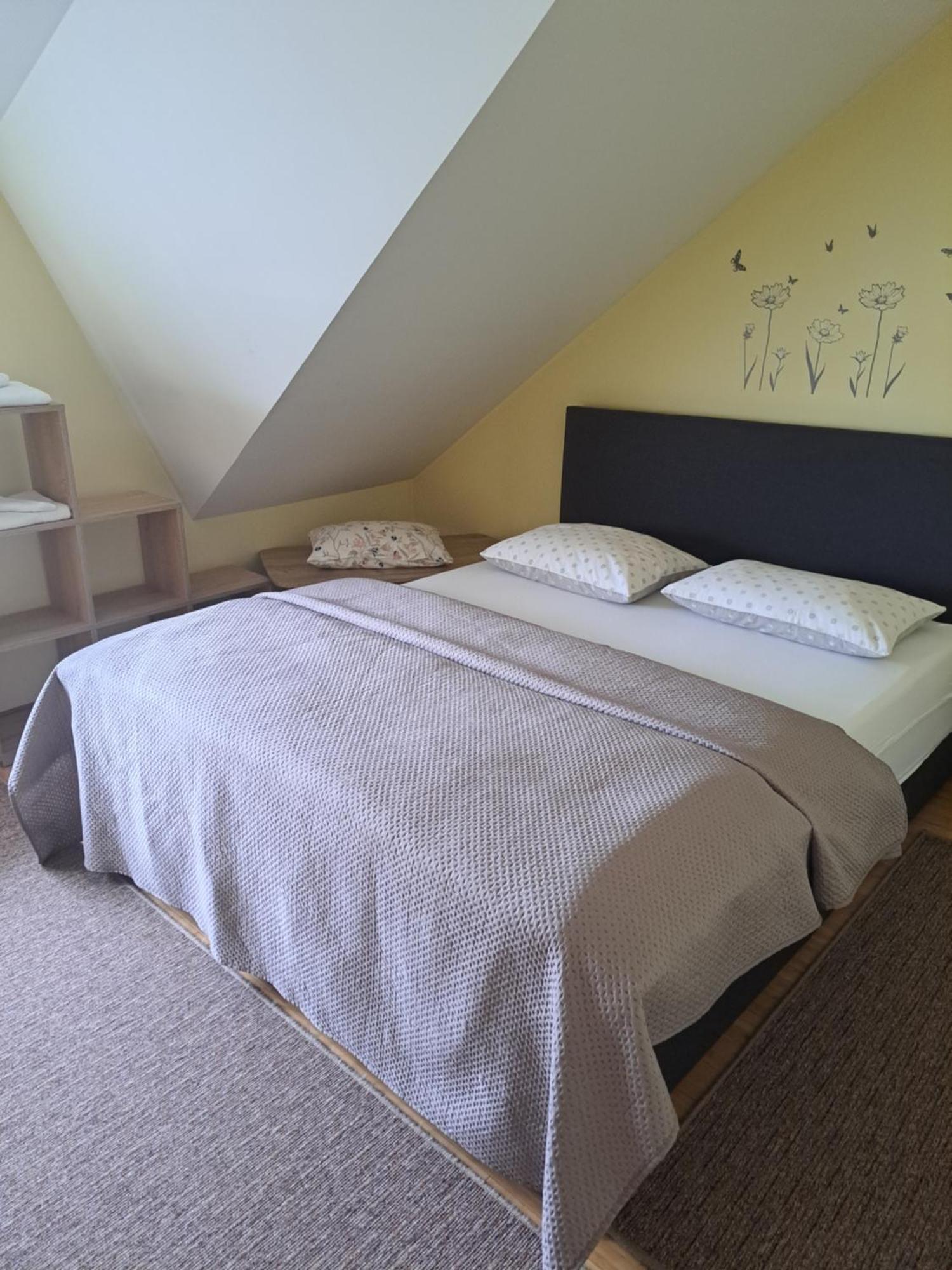 Apartman Ema Velika Gorica Exterior foto